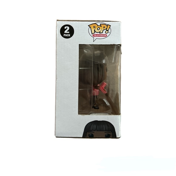 A set of two Funko pops - Picture 3 of 6